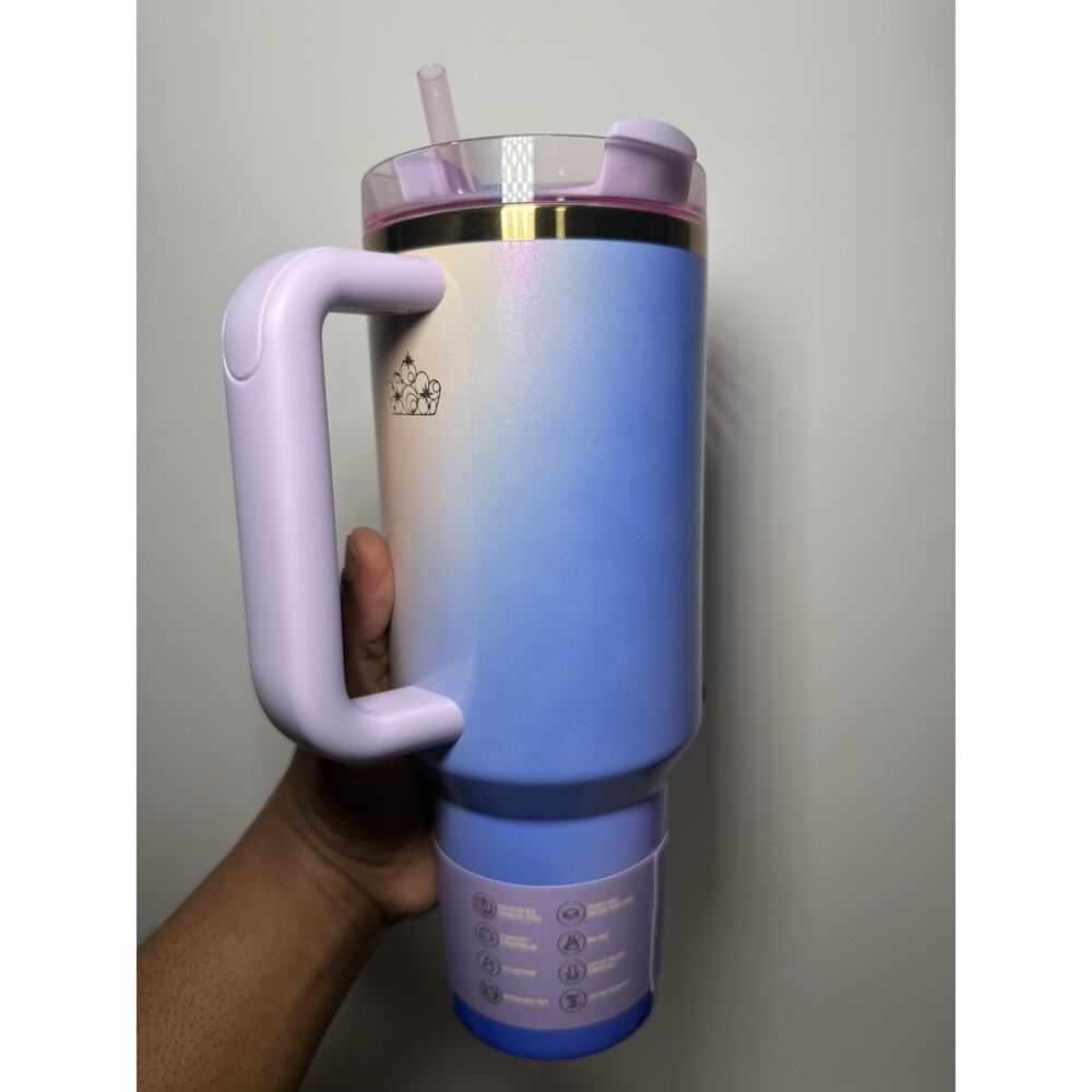 Stanley X Target X WICKED 2025 GLINDA GALINDA 40oz Quencher Tumbler BNWT - Picture 3 of 4